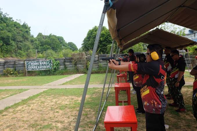 Pengamatan Sumadi, Kejuaran Menembak Bisa jadi Event Tahunan dan Penyaluran Bakat
