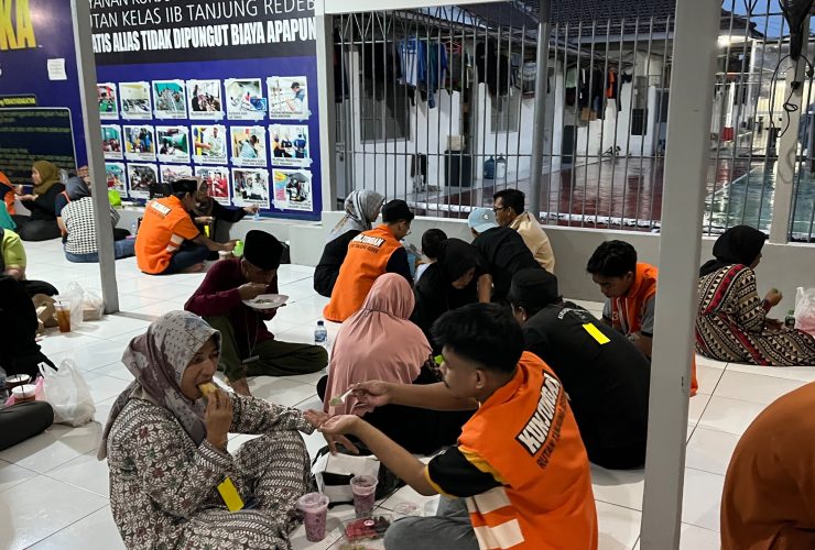 Melalui Program MESRA, Rutan Tanjung Redeb Beri Kesempatan Warga Binaan Bukber dengan Keluarganya