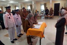 Kakam Suaran dan Bebanir Bangun Kini Berganti, Bupati Minta Jalankan Amanah dengan Baik