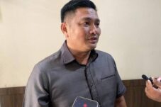 Jadi Jembatan Pecahkan Konflik di Masyarakat, Gideon Dorong Beri Apresiasi Para Ketua Adat