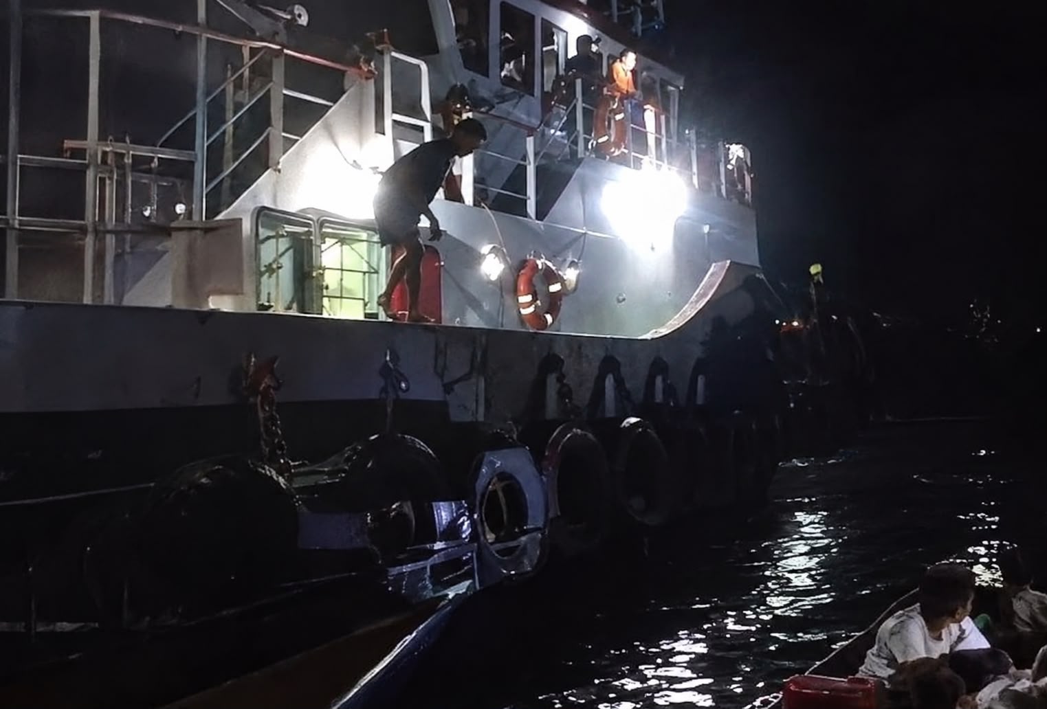 Picu Gelombang hingga Rusak Perahu Warga, Kapal SVS Star 6 Disanksi