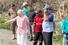 Tepian Ahmad Yani Rusak, Sampah di Kolong Dermaga Rajjanta Ikut Disorot: Pemkab Dorong Penataan Kawasan